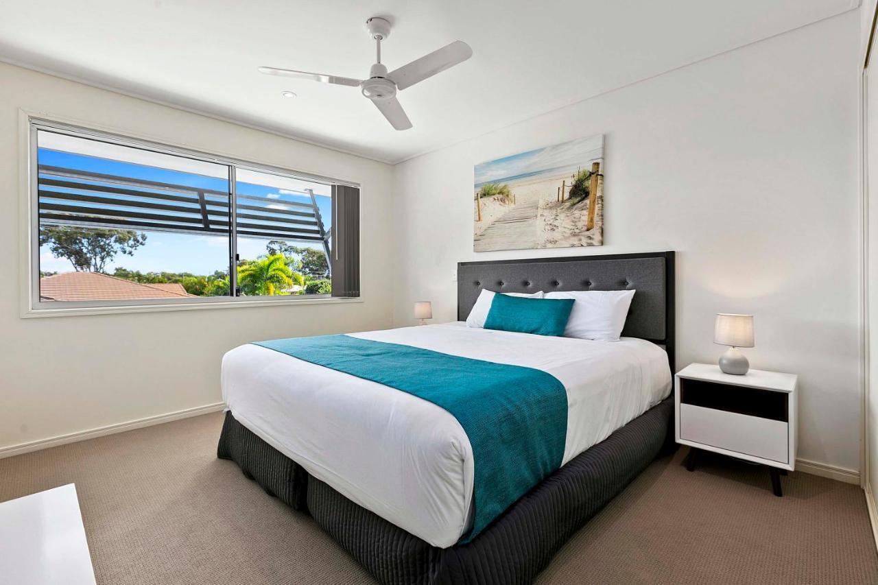 Ramada Encore By Wyndham Whale Cove Hervey Bay Exterior photo